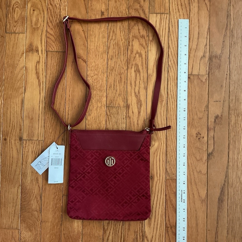 NEW TOMMY HILFIGER CROSSBODY HANDBAG, RED COLOR, MSRP $ 78.00 - Picture 5 of 9